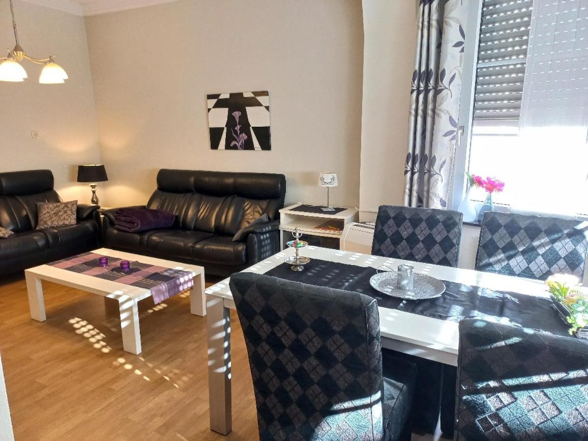 Brautroeckchen Apartman Bullay Kültér fotó